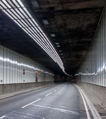 LED-armaturene fra Philips sikrer effektiv belysning av Meir-tunnelen